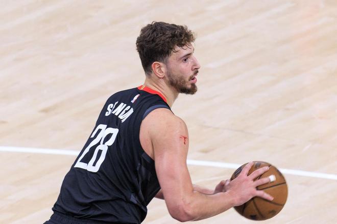 火箭迎战湖人G1：伤病成关键变量，锋线豪华或成