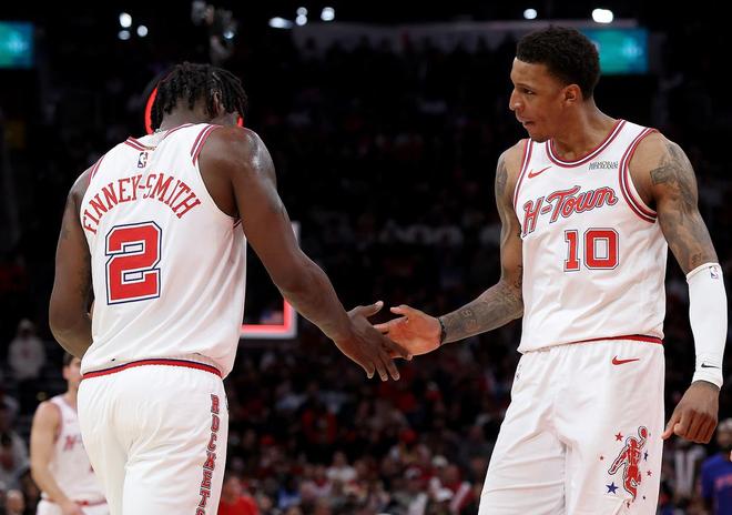 火箭迎战湖人G1：伤病成关键变量，锋线豪华或成